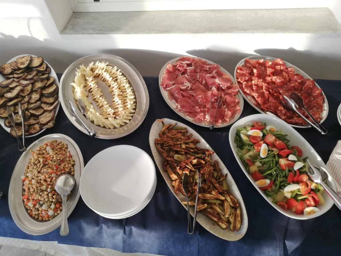 Le Roccette Mare Beach Hotel & Restaurant 特罗佩阿 外观 照片