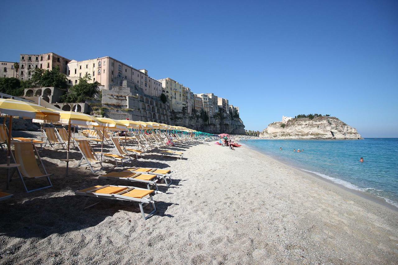 Le Roccette Mare Beach Hotel & Restaurant 特罗佩阿 外观 照片